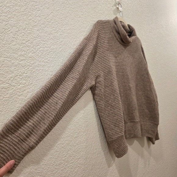 Karen Kane Womens Brown Ribbed Cowl Neck Knit Sweater Size Large Made in USA - Picture 5 of 9